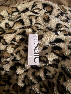 SAIE DEW BLUSH™
BLENDABLE LIQUID CHEEK FLUSH -Dreamy